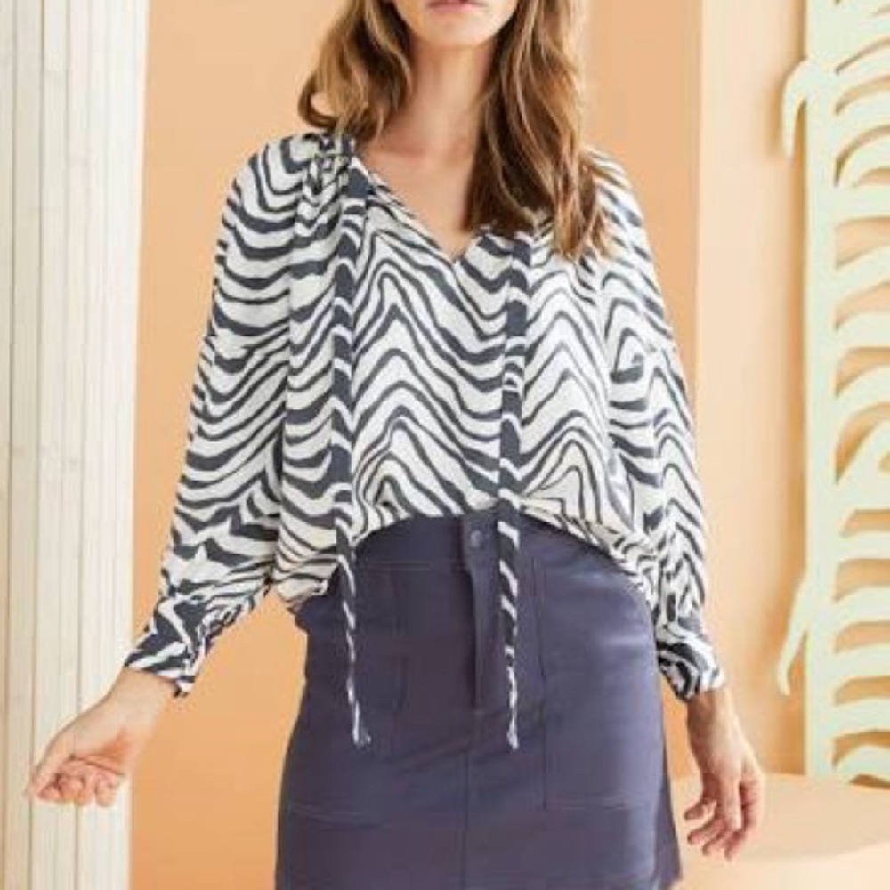Marie Oliver Berri Blouse Trippy Zebra size small